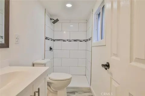 Bath - 2114 E Knopf, Compton, CA 90222 photo 3 of 6