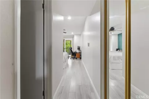 Entry Way - 1307 Shadow Ln #D, Fullerton, CA 92831 photo 4 of 4