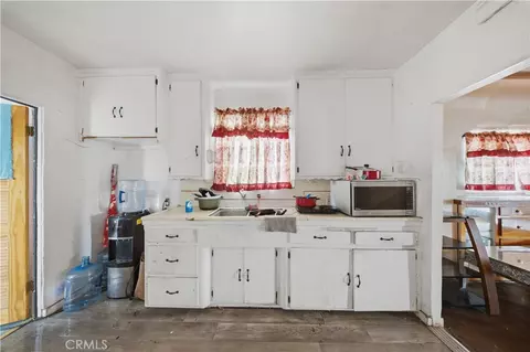 511 N Chester, Compton, CA 90221 photo 5