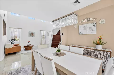 Dining - 517 Shadow Ln, Simi Valley, CA 93065 photo 2 of 2