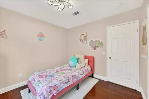 Bedroom - 517 Shadow Ln, Simi Valley, CA 93065 photo 7 of 8