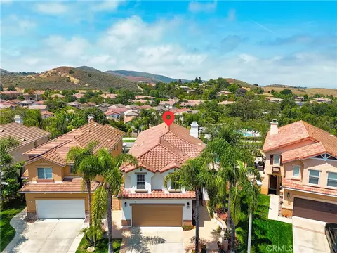 View/Area - 517 Shadow Ln, Simi Valley, CA 93065 photo 1 of 6