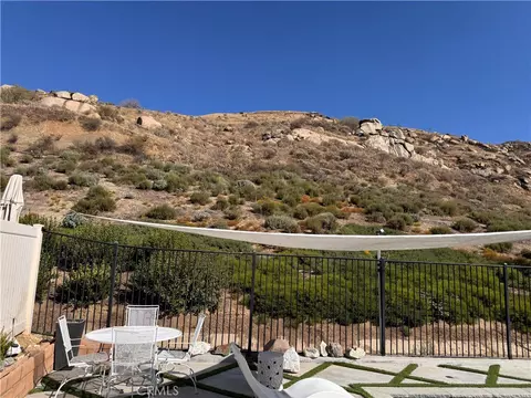 20359 Opera Loop, Riverside, CA 92507 photo 7
