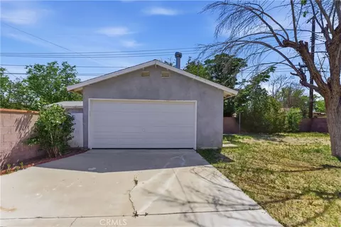 Exterior - 45514 12th St, Lancaster, CA 93534 photo 6 of 12
