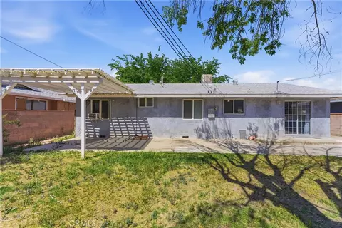 Exterior - 45514 12th St, Lancaster, CA 93534 photo 8 of 12
