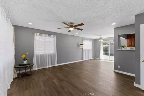 Living - 45514 12th St, Lancaster, CA 93534 photo 4 of 7