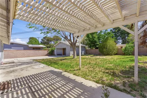 Exterior - 45514 12th St, Lancaster, CA 93534 photo 10 of 12