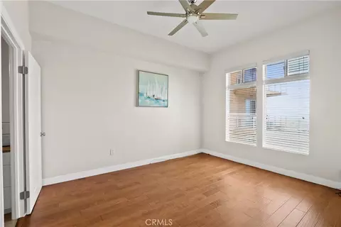 Bedroom - 488 E Ocean Blvd #1210, Long Beach, CA 90802 photo 2 of 3