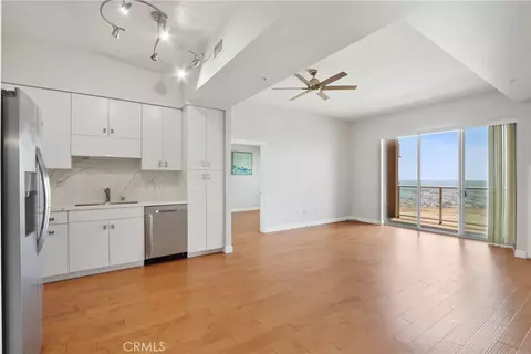 Living - 488 E Ocean Blvd #1210, Long Beach, CA 90802 photo 3 of 4