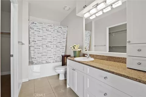 Bath - 488 E Ocean Blvd #1210, Long Beach, CA 90802 photo 1 of 2