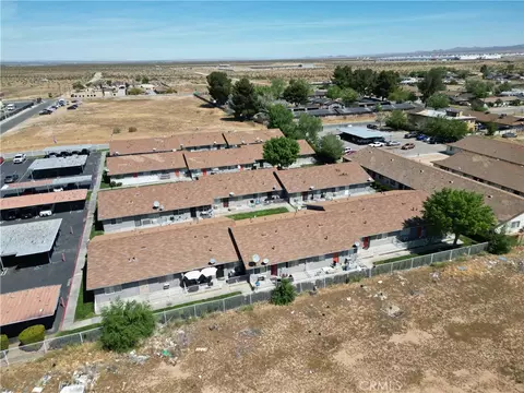 18335 Montezuma, Adelanto, CA 92301 photo 5