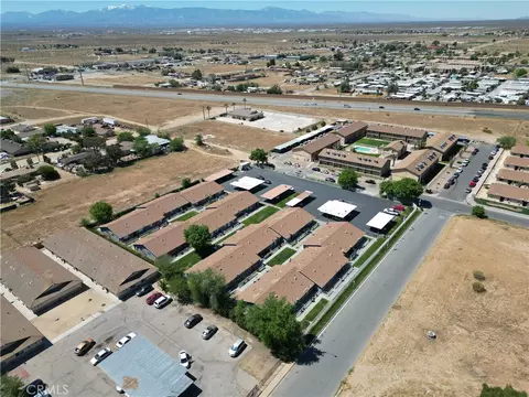 18335 Montezuma, Adelanto, CA 92301 photo 2