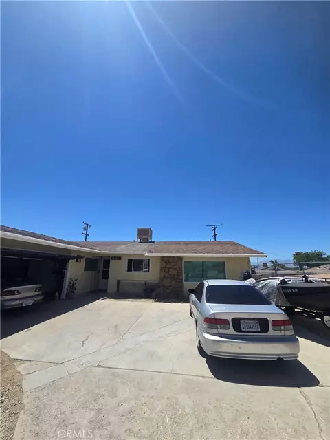 16211 Encina, Victorville, CA 92395