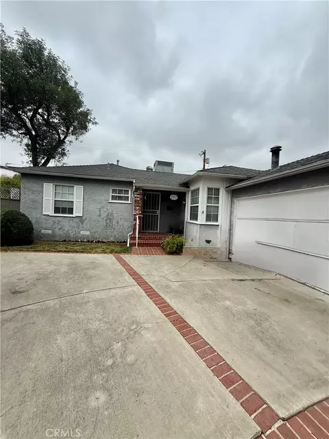 18413 Delano, Tarzana, CA 91335