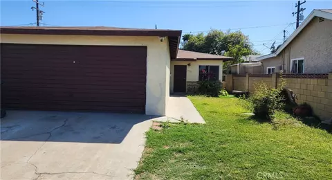 5026 Quigley St, Commerce, CA 90040