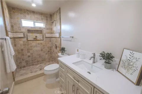 223 S Aprilia Ave, Compton, CA 90220 photo 23