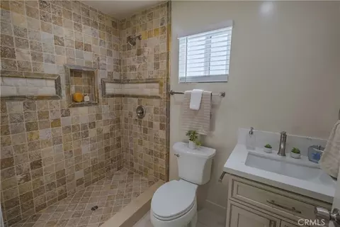 223 S Aprilia Ave, Compton, CA 90220 photo 39