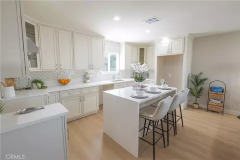 223 S Aprilia Ave, Compton, CA 90220 photo 7