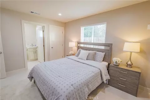 223 S Aprilia Ave, Compton, CA 90220 photo 38