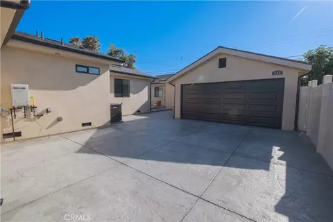 223 S Aprilia Ave, Compton, CA 90220 photo 44