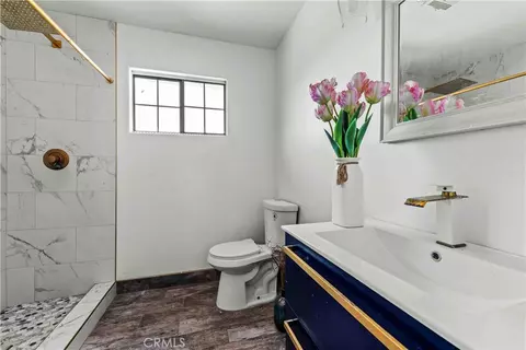 Bath - 34754 Ellenan, Acton, CA 93510 photo 3 of 4