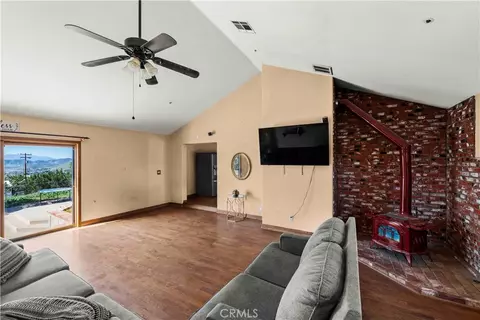 Living - 34754 Ellenan, Acton, CA 93510 photo 10 of 12