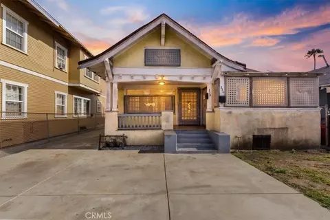 324 W 47th Pl, Los Angeles, CA 90037