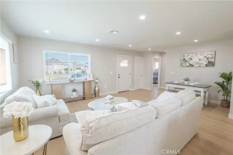 Other - 223 S Aprilia Ave, Compton, CA 90220 photo 3 of 10