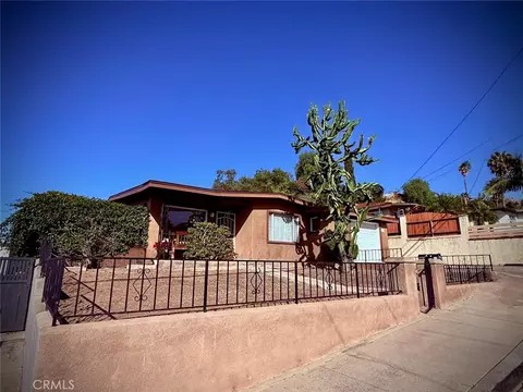 3935 Gayle, San Diego, CA 92115