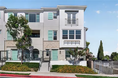 205 S Paige Ln, La Habra, CA 90631