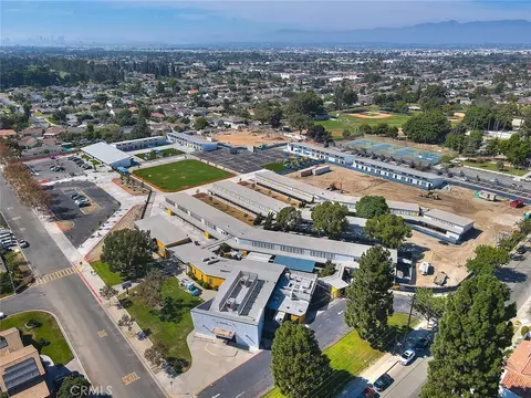 View/Area - 7835 Baysinger St, Downey, CA 90241 photo 4 of 4