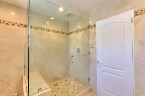 Bath - 7835 Baysinger St, Downey, CA 90241 photo 1 of 8