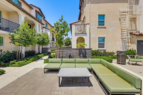 Exterior - 2538 Valentina Way #5, Commerce, CA 90040 photo 6 of 6