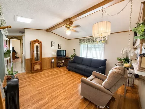8600 Contreras #54, Paramount, CA 90723 photo 2