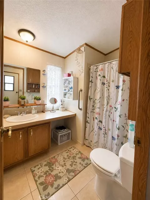 8600 Contreras #54, Paramount, CA 90723 photo 5