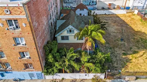 1545 Cambria, Los Angeles, CA 90017