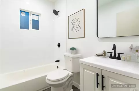 Bath - 1100 E Tichenor St, Compton, CA 90221 photo 1 of 4