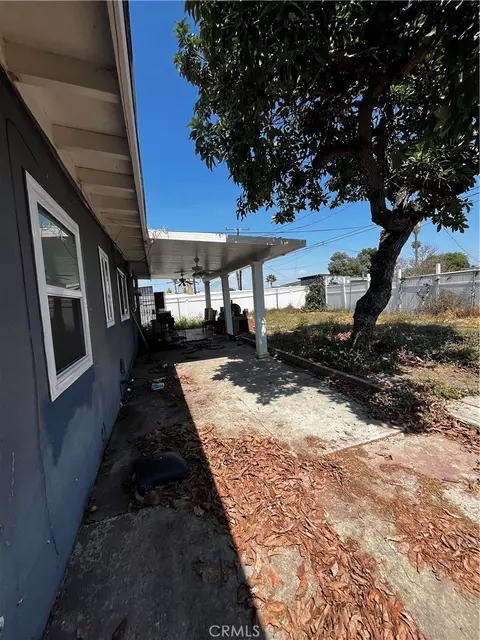 Exterior - 1609 W 166th, Compton, CA 90220 photo 2 of 3