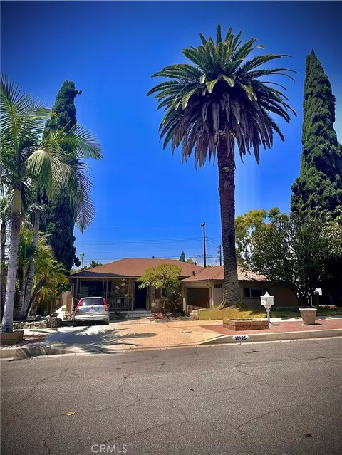 12125 Singleton Dr, La Mirada, CA 90638
