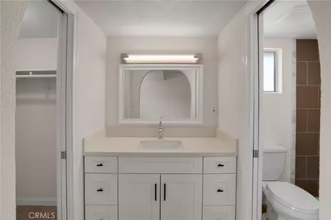 Bath - 12125 Singleton Dr, La Mirada, CA 90638 photo 4 of 5