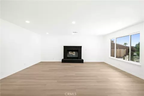 Living - 22031 Sauk Rd, Apple Valley, CA 92308 photo 1 of 3