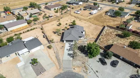 View/Area - 22031 Sauk Rd, Apple Valley, CA 92308 photo 2 of 10