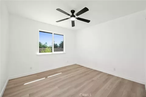 Bedroom - 22031 Sauk Rd, Apple Valley, CA 92308 photo 3 of 5