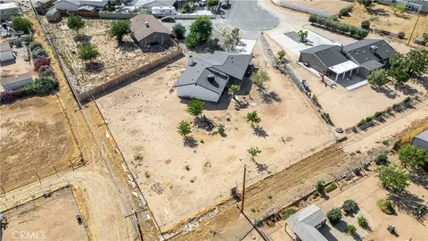 View/Area - 22031 Sauk Rd, Apple Valley, CA 92308 photo 7 of 10