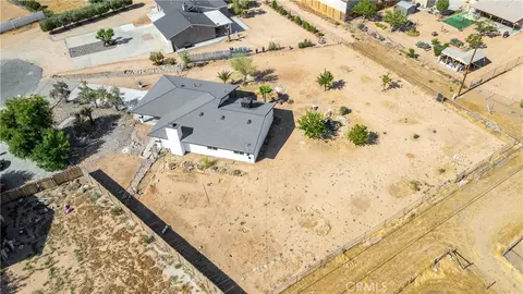 View/Area - 22031 Sauk Rd, Apple Valley, CA 92308 photo 3 of 10