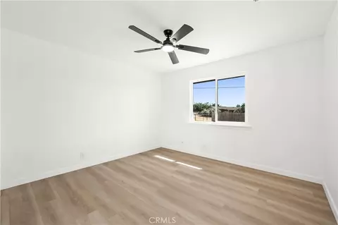 Bedroom - 22031 Sauk Rd, Apple Valley, CA 92308 photo 5 of 5