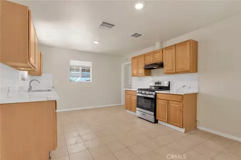 Kitchen - 440 Lillian, Barstow, CA 92311 photo 2 of 3