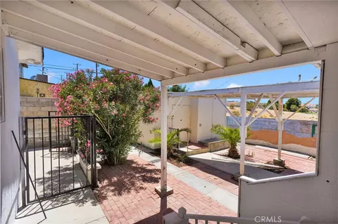 Exterior - 440 Lillian, Barstow, CA 92311 photo 4 of 13
