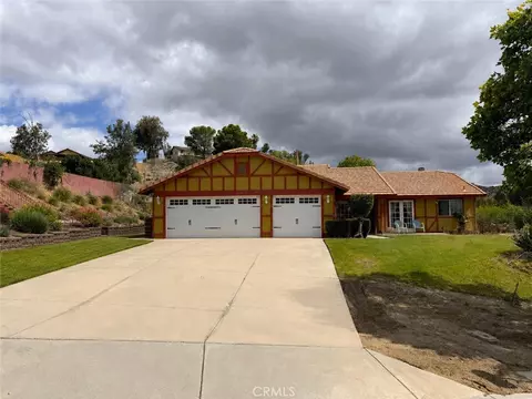 7205 Ridgeline, Jurupa Valley, CA 92509
