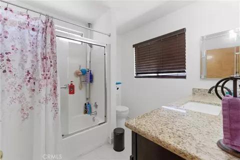 Bath - 9302 Jacaranda, Hesperia, CA 92345 photo 1 of 5